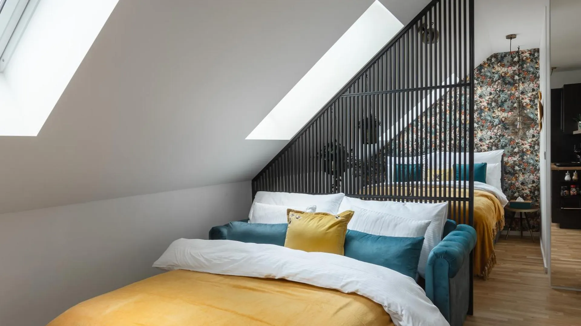 Prague Bohemian Rhapsody Suites 0*,